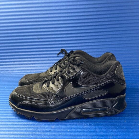 Size 8.5- Women’s Nike Air Max 90 Premium 443817-002 Black Sneakers RARE Multi - Picture 2 of 8